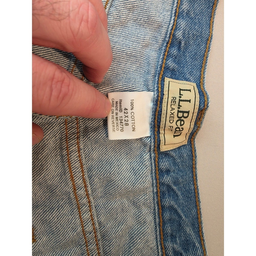 LL Bean Double L Relaxed Fit Jeans Mens 42x28 Faded Denim Blue 134770 NWT - Picture 3 of 8